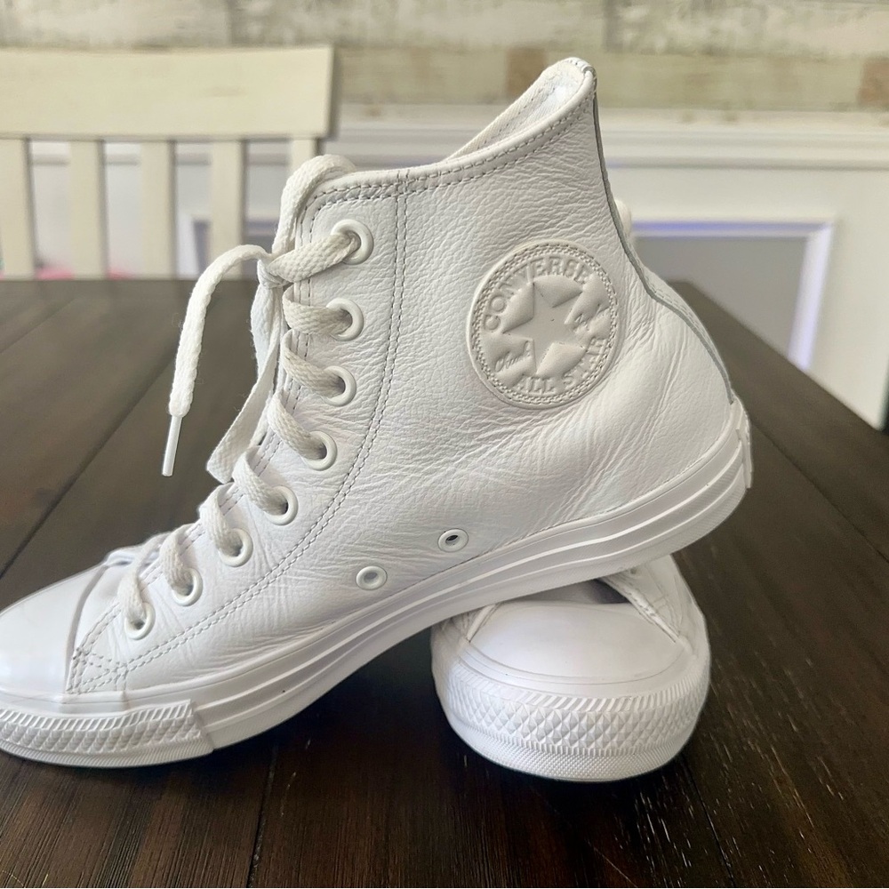 Leather Converse All Star White High Top Sneakers Size 8.5 Women’s